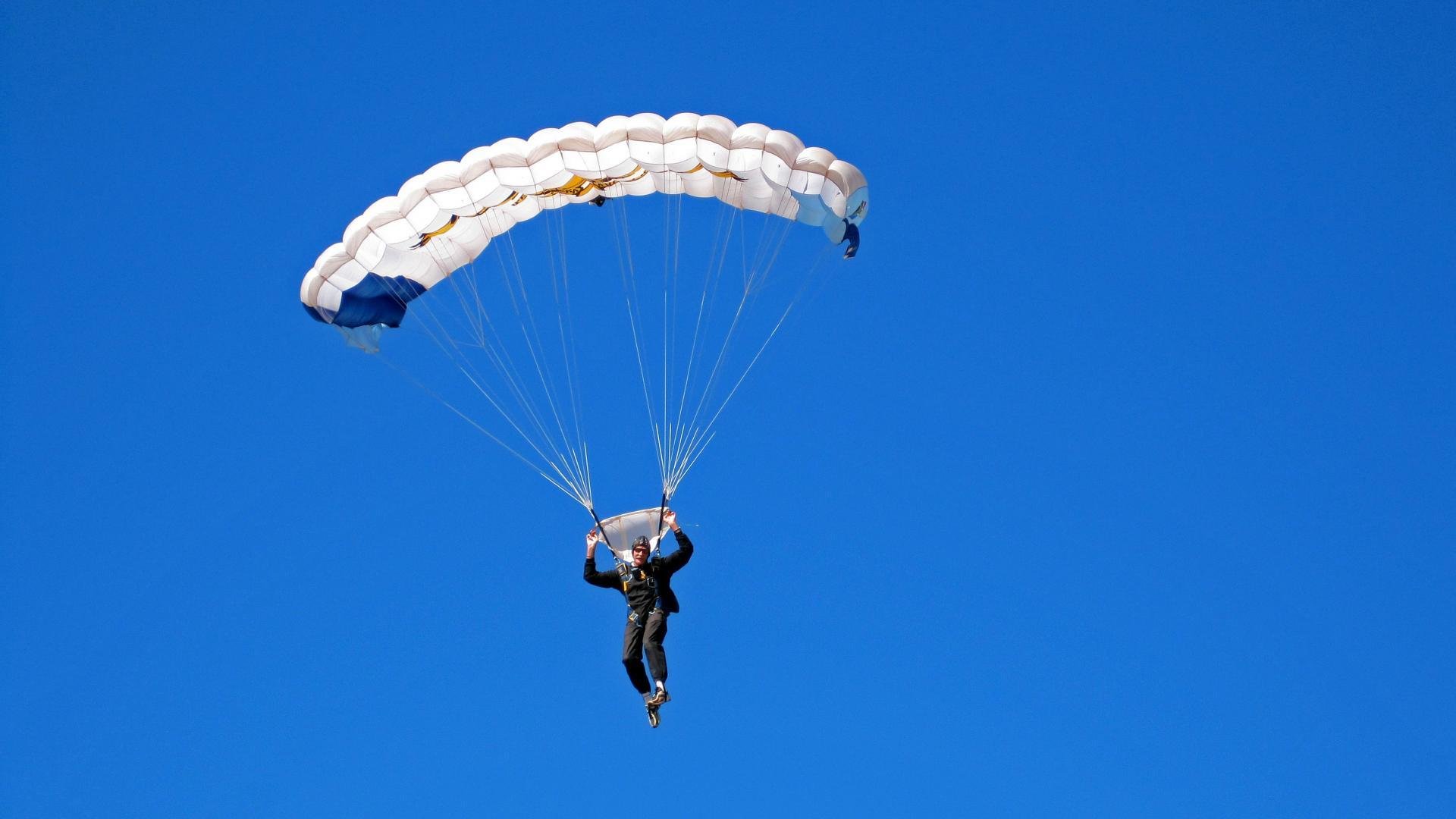 体育新闻中心开展体育传媒人才职业素养培训，体育培训宣传页